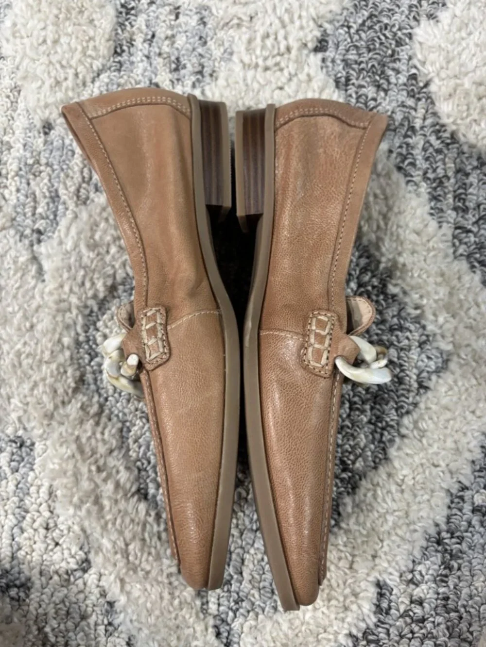 Clarks Tan Leather Chain Loafers Contour Cushion Size 6.5 M Unworn